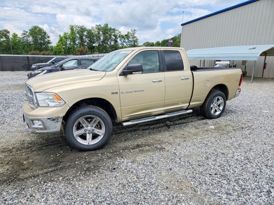 2011 DODGE Ram