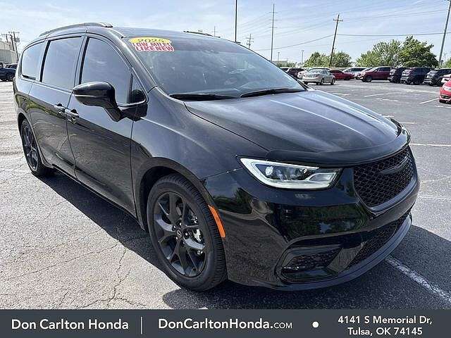 2025 CHRYSLER Pacifica