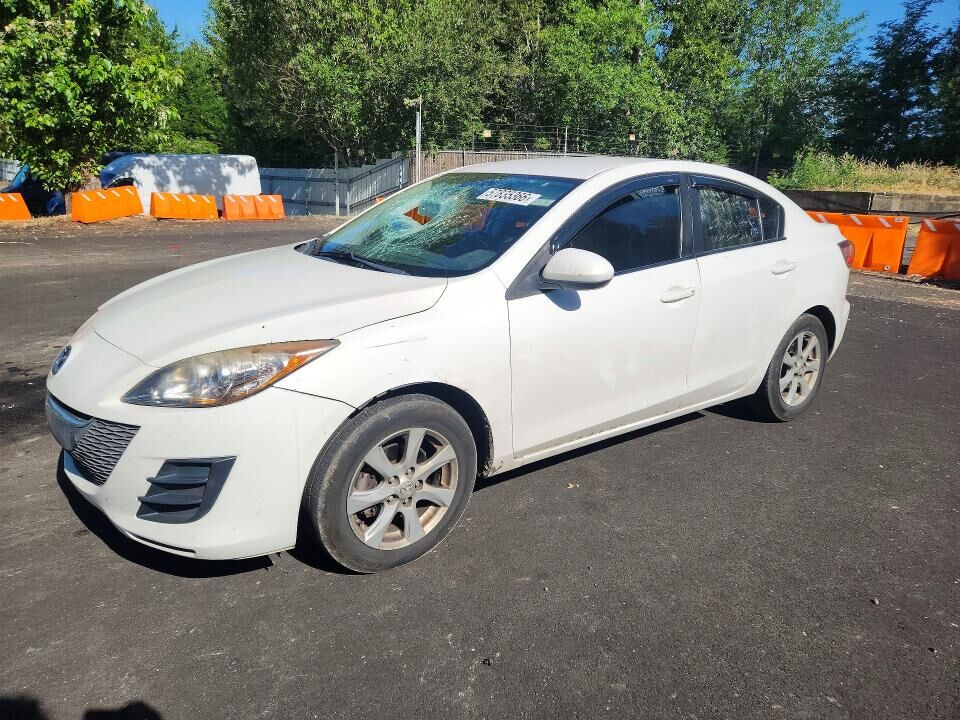 2010 MAZDA Mazda3