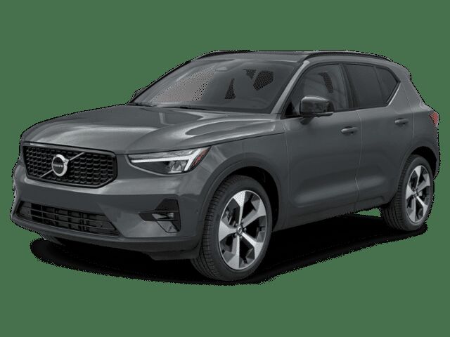 2026 VOLVO XC40