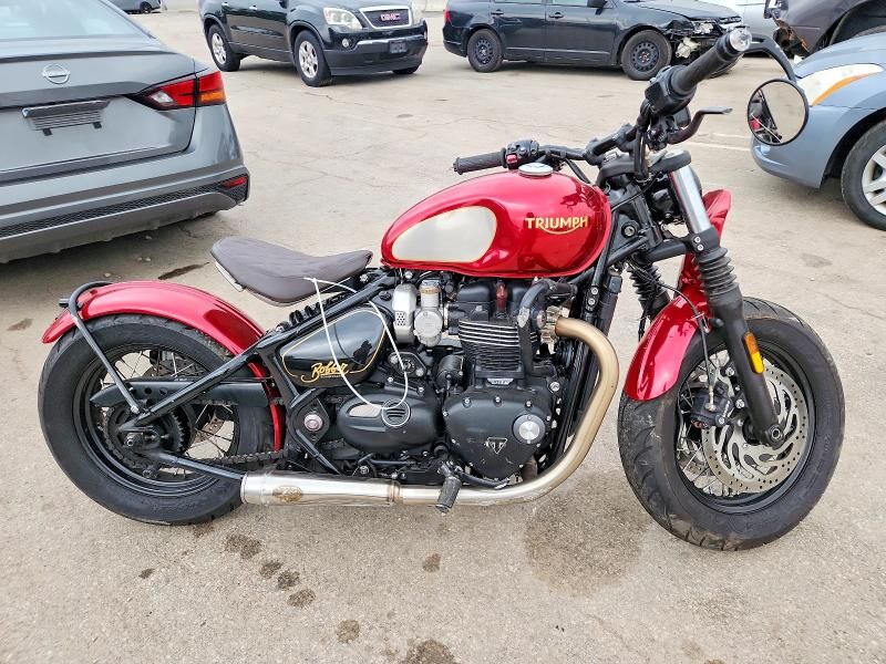 2022 TRIUMPH Bonneville