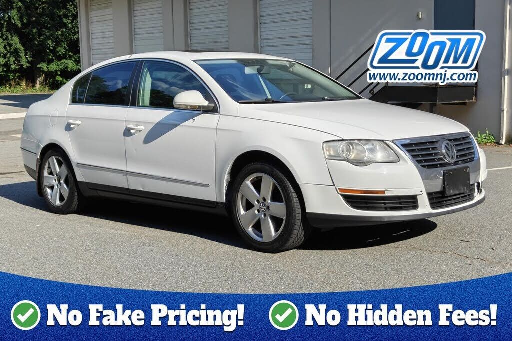 2008 VOLKSWAGEN Passat