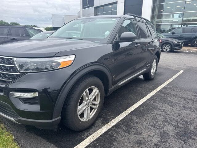 2021 FORD Explorer