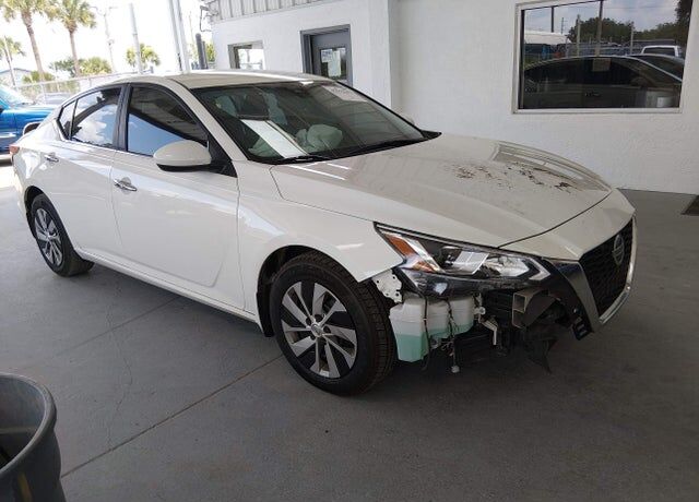 2021 NISSAN Altima