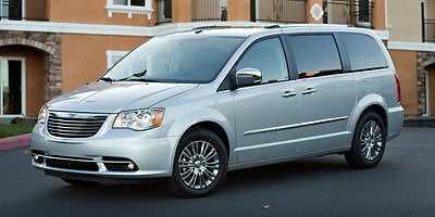 2016 CHRYSLER Town and Country