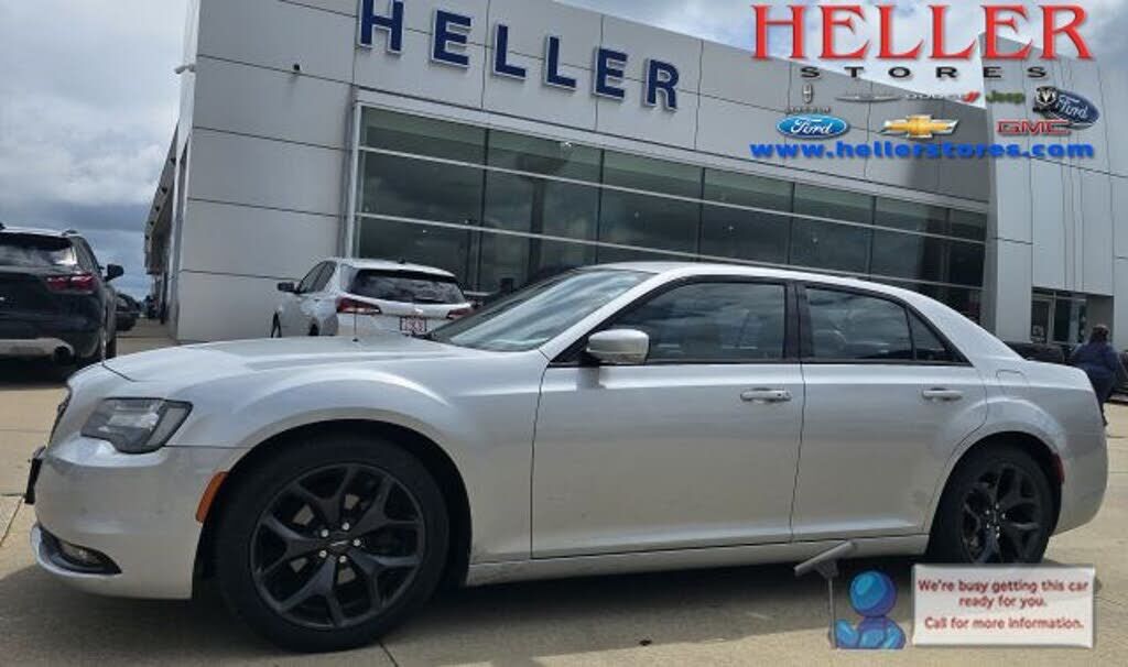 2021 CHRYSLER 300