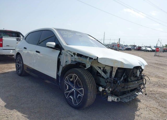 2023 BMW ix