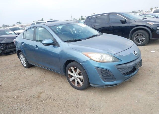 2010 MAZDA Mazda3