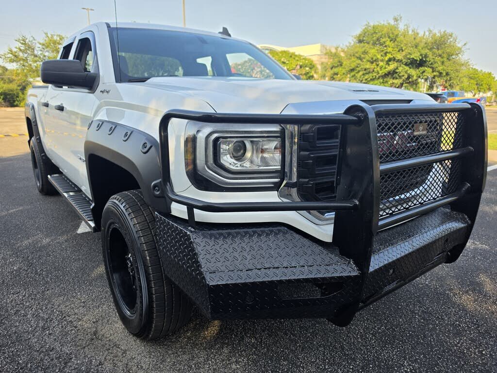 2017 GMC Sierra