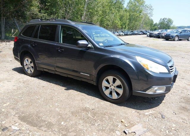 2012 SUBARU Outback
