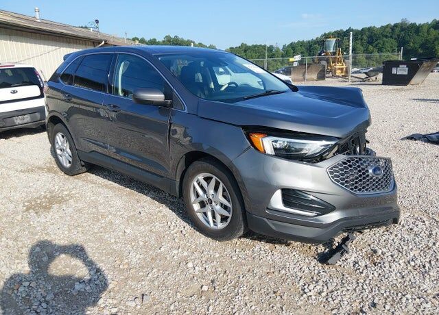 2023 FORD Edge