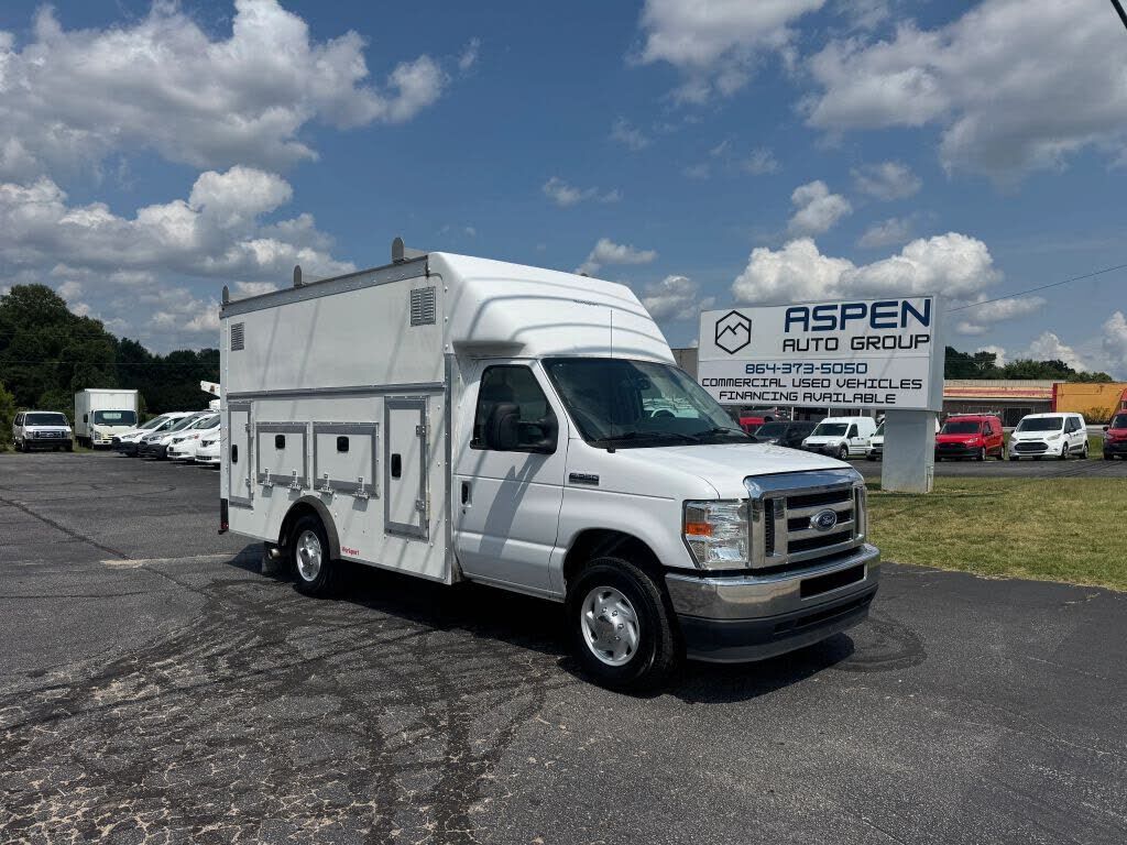 2021 FORD E-350
