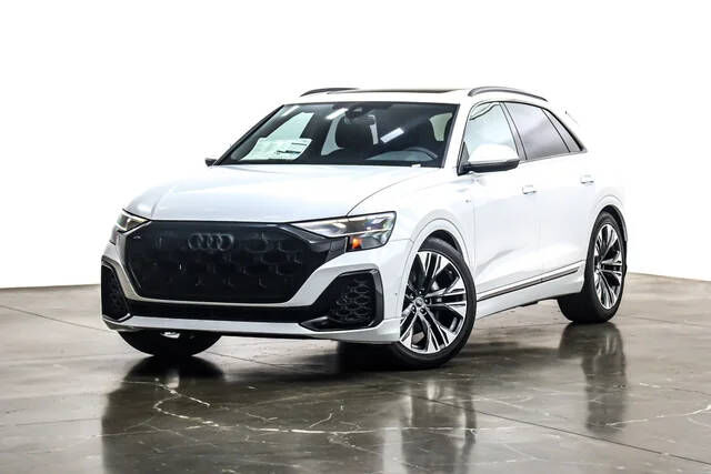 2026 AUDI Q8