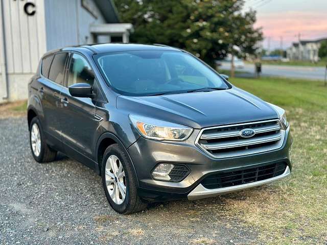 2017 FORD Escape