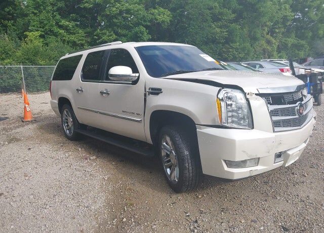 2013 CADILLAC Escalade