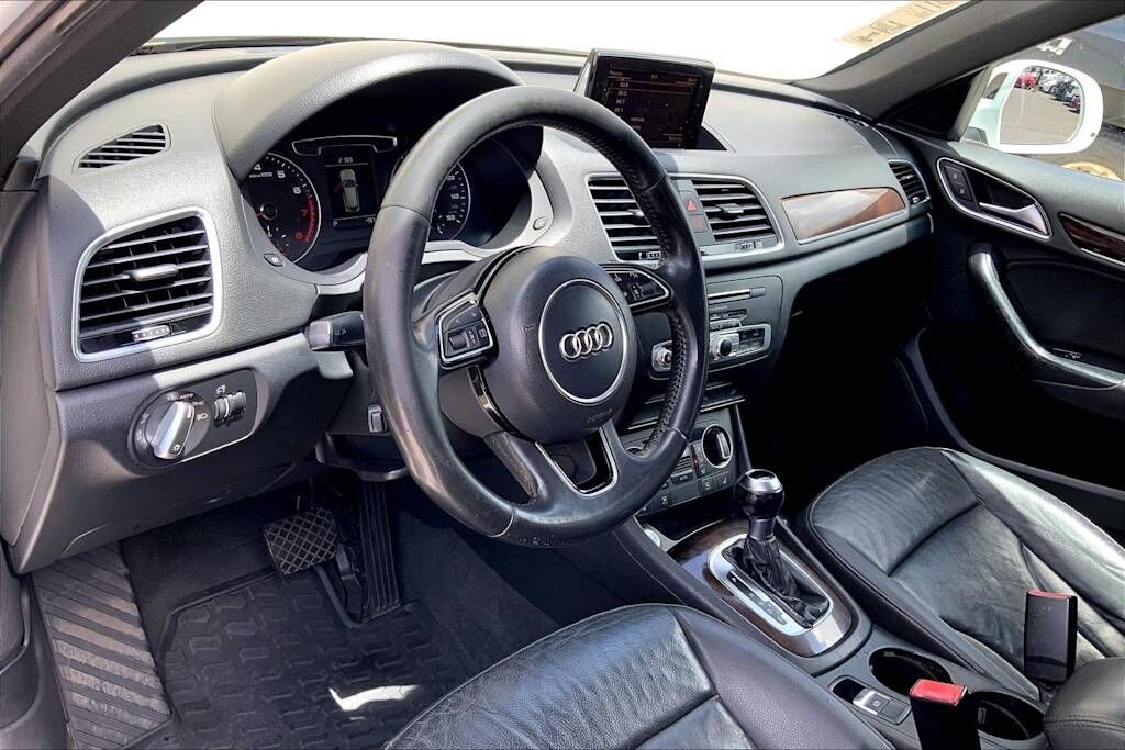 2016 Audi Q3
