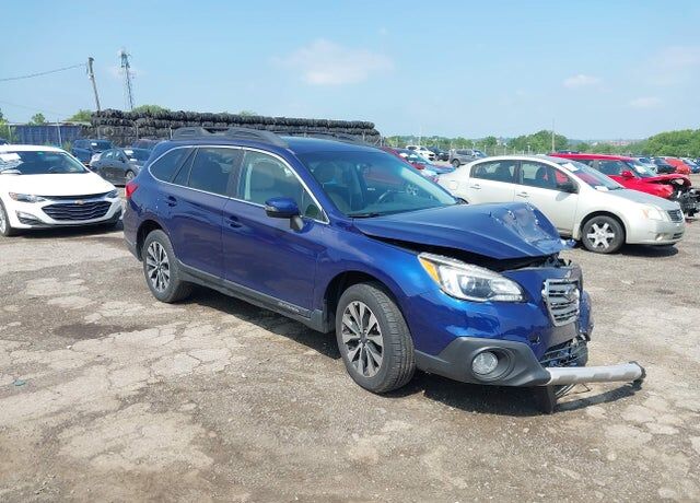 2015 SUBARU Outback