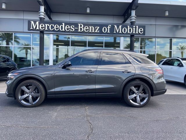 2025 GENESIS GV70