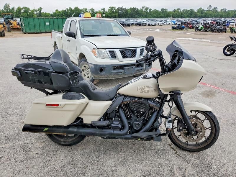2023 HARLEY DAVIDSON FLTRXST / Road Glide ST