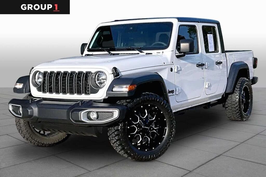 2025 JEEP Gladiator