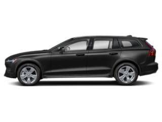 2022 VOLVO V60CC
