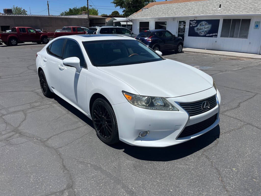 2013 LEXUS ES