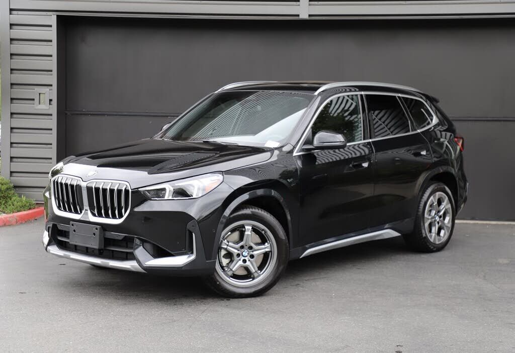 2025 BMW X1