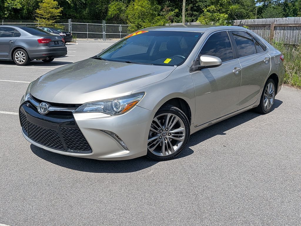 2016 TOYOTA Camry