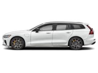 2025 VOLVO V60