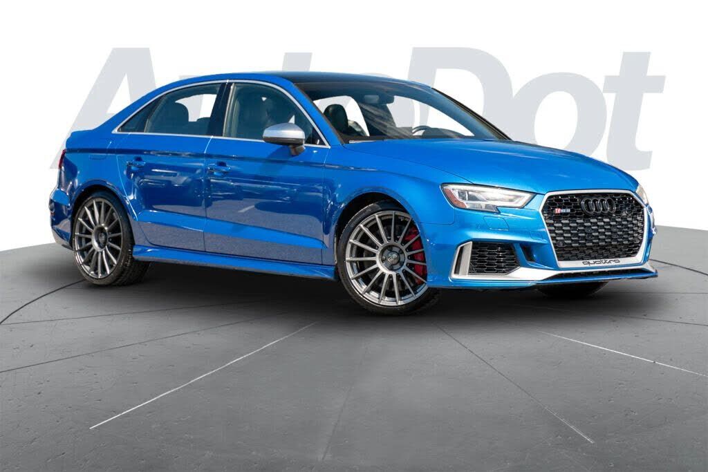 2019 AUDI RS3