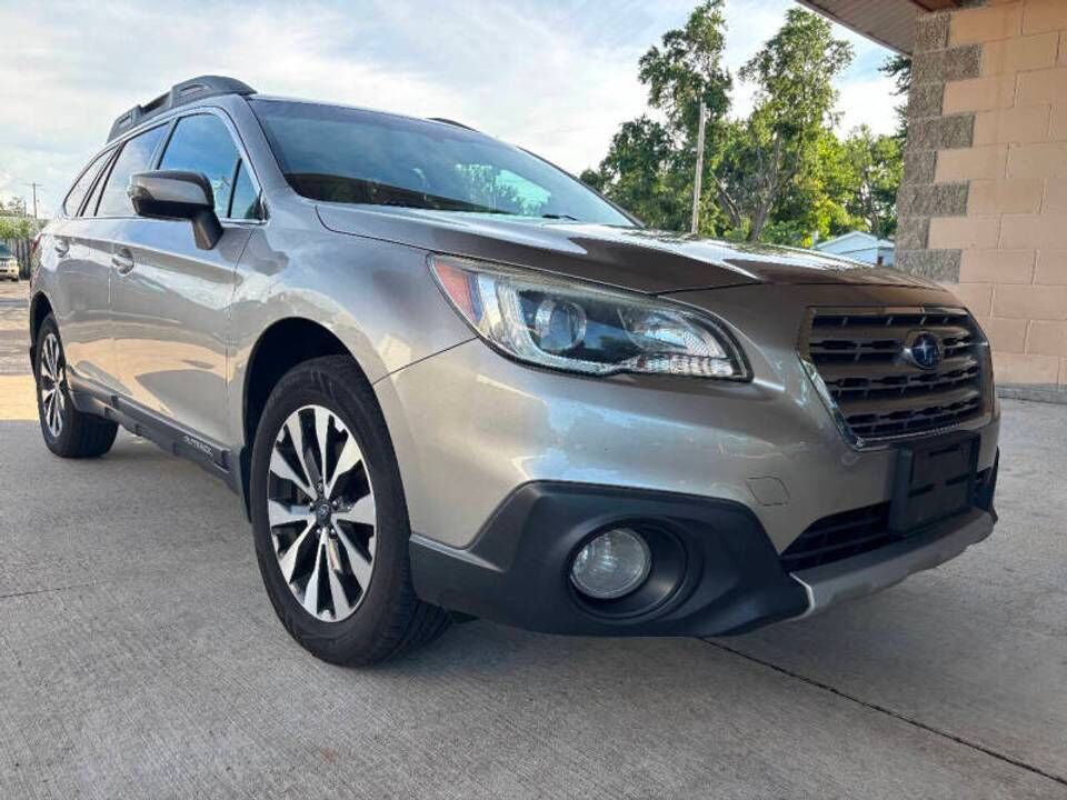 2016 SUBARU Outback