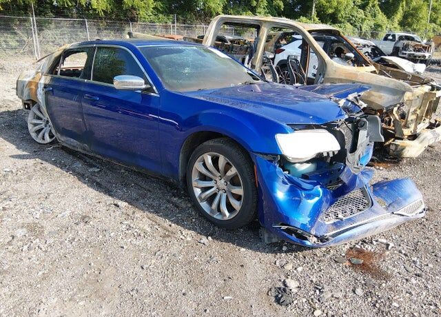 2018 CHRYSLER 300