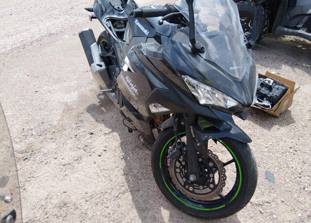 2022 KAWASAKI Ninja