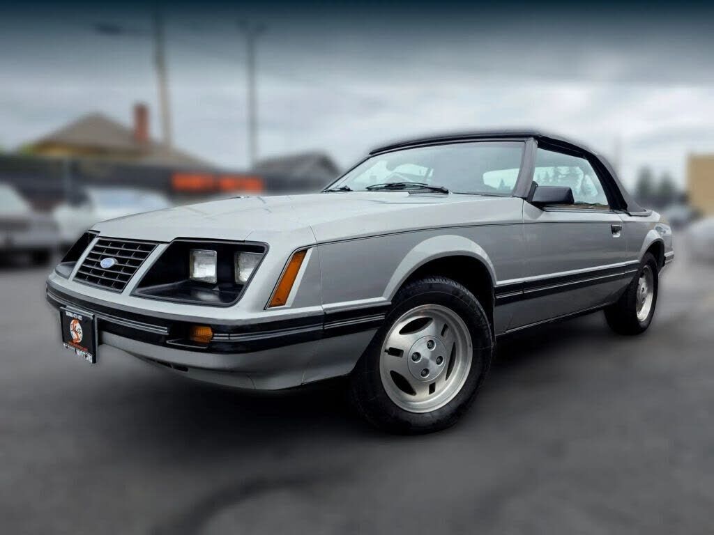1983 FORD Mustang