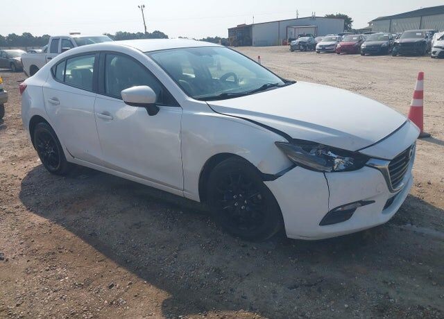 2017 MAZDA Mazda3