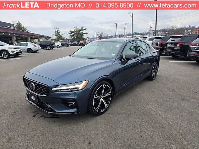 2024 VOLVO S60