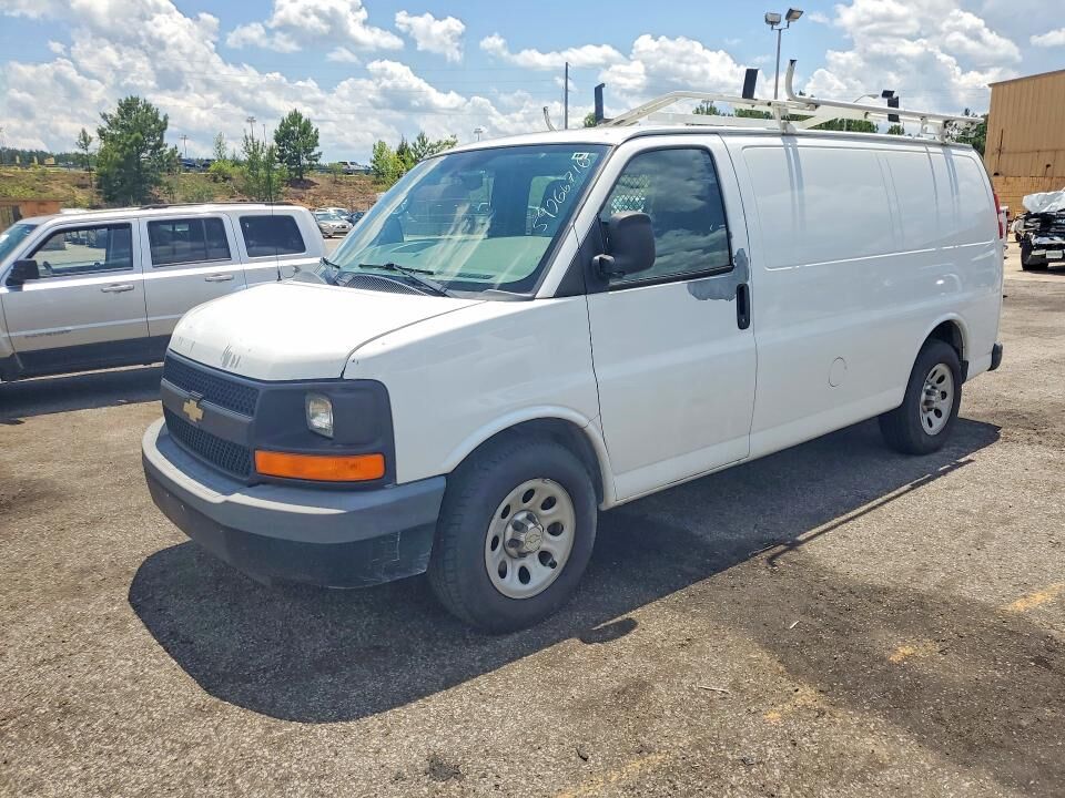 2013 CHEVROLET Express