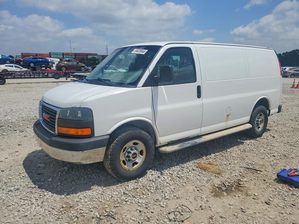 2016 GMC Savana