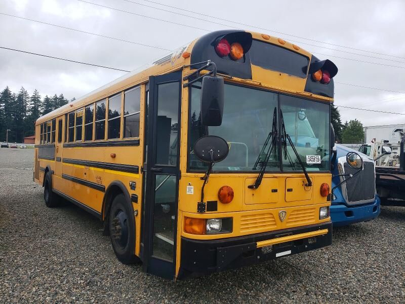 2015 IC BUS PB305