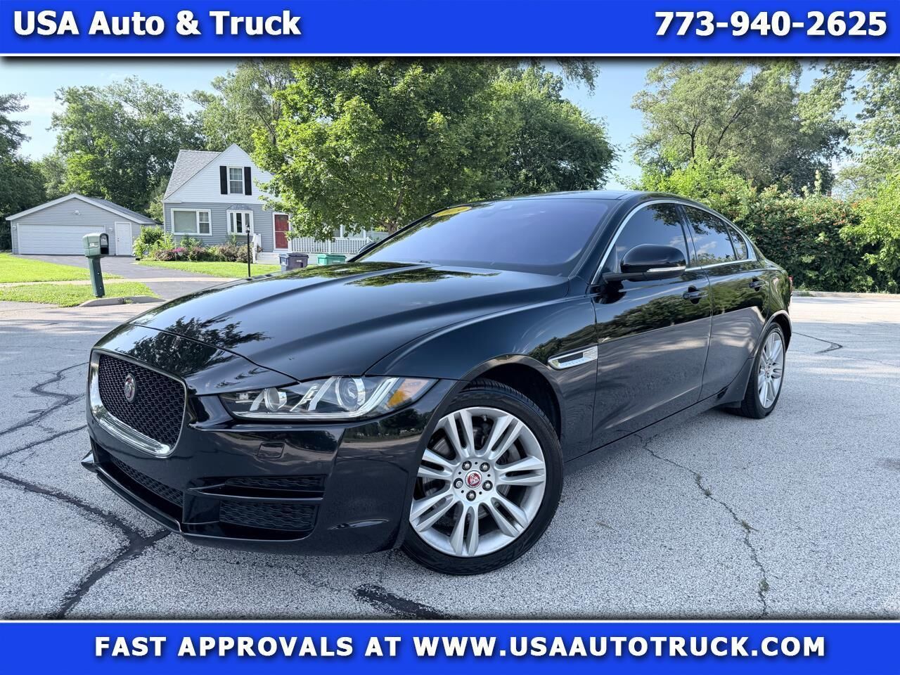 2019 JAGUAR XE