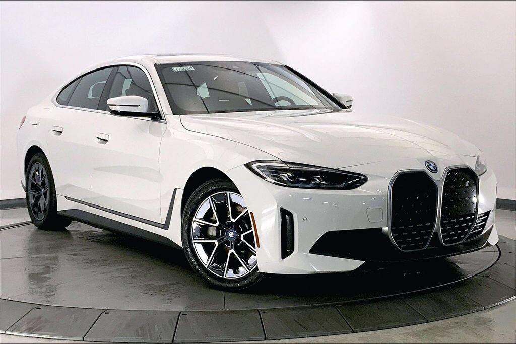 2023 BMW i4