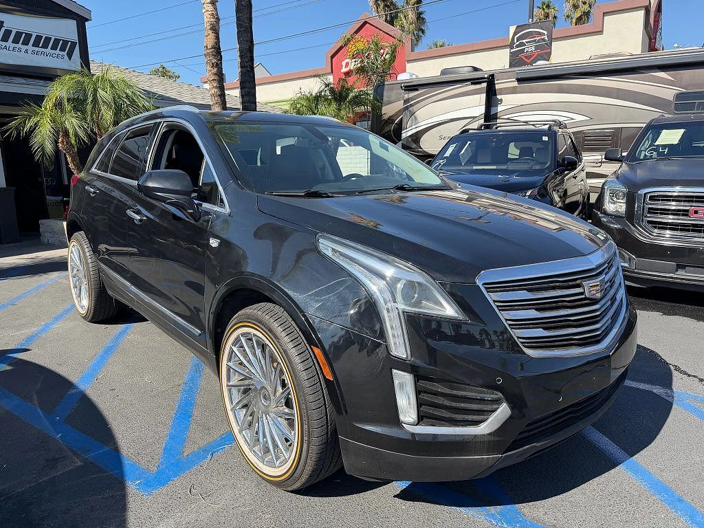 2017 CADILLAC XT5