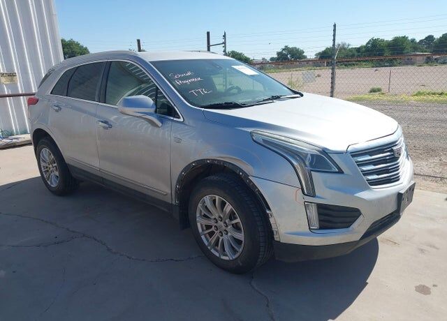 2017 CADILLAC XT5