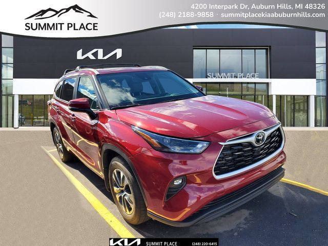 2024 TOYOTA Highlander