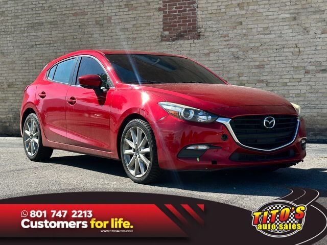 2017 MAZDA Mazda3