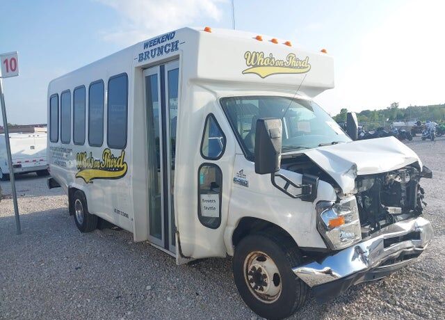 2008 FORD E-450