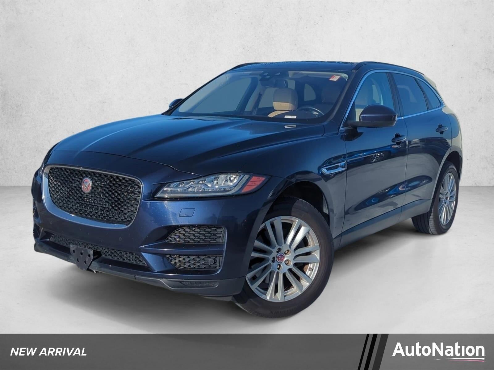 2017 JAGUAR F-Pace