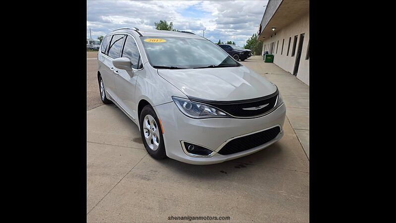 2021 CHRYSLER Pacifica