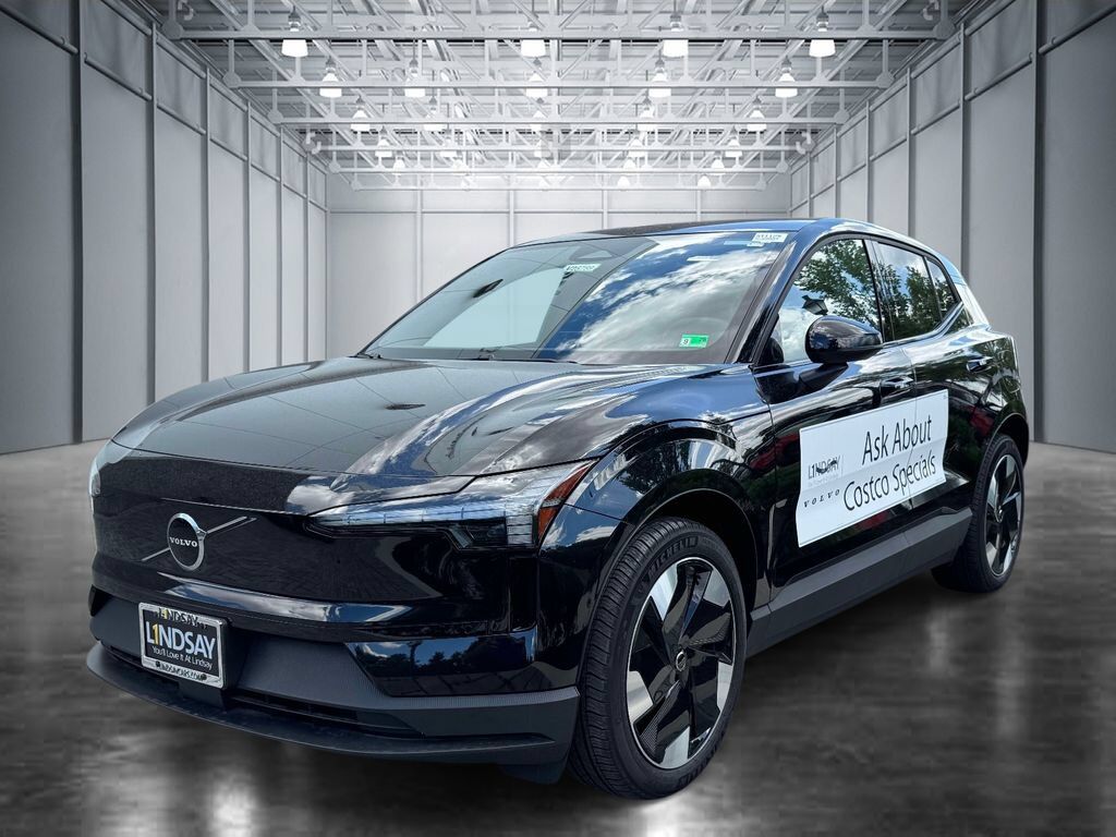 2025 VOLVO EX30