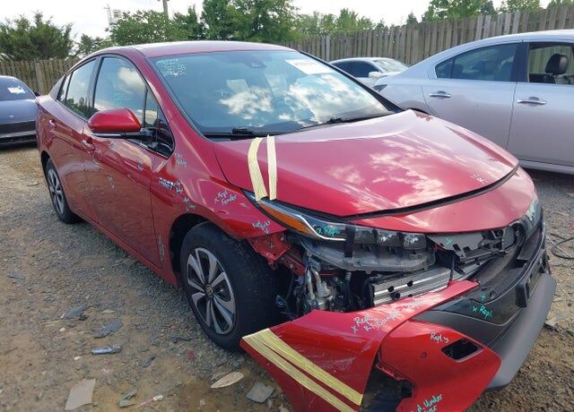 2017 TOYOTA Prius